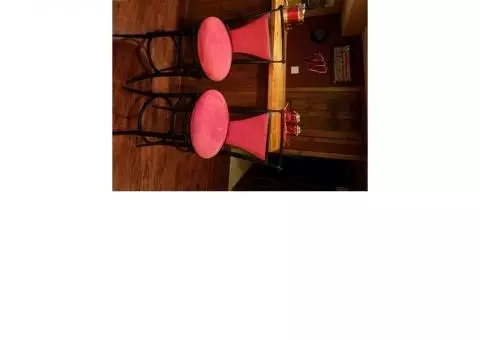 Bar/High counter stools